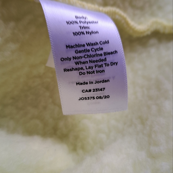 TALBOTS LONG SLEEVE FRONT ZIPPER YELLOW SIZE PETITE WOMEN'S FLEECE. - Picture 3 of 5